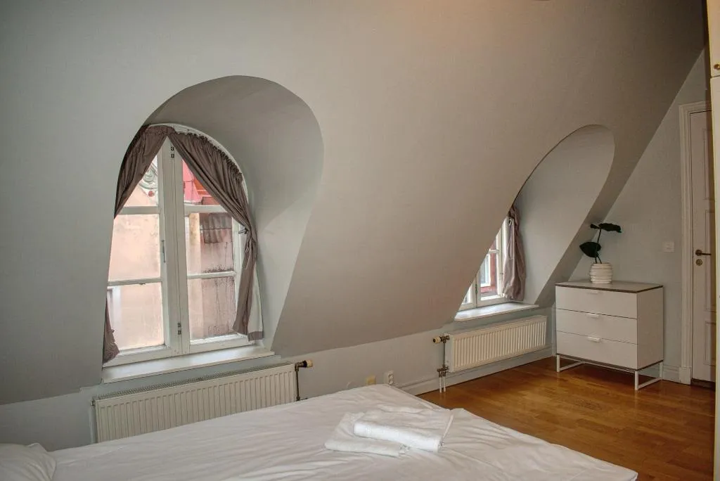 Room, Tallinn Apartments & Rooms - Old Town, Tallinn