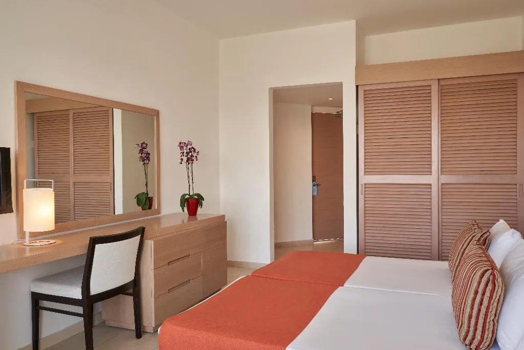 Double or Twin GARDEN VIEW Room, Atlantica Kolymbia Beach, Rhodes