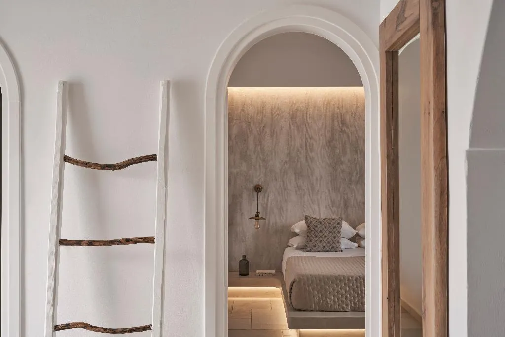 SUITE DELUXE ONE BEDROOM Room, Makris Beach Hotel, Santorini