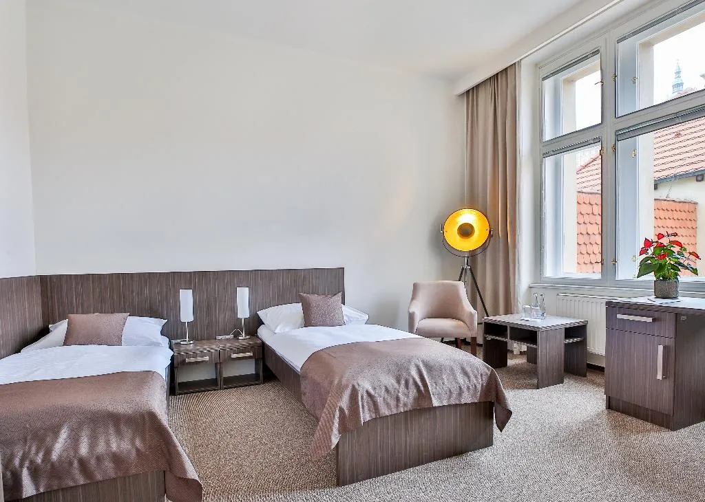 JUNIOR SUITE EXECUTIVE ONE BEDROOM Room, Apartments Embassy by LH, Prague