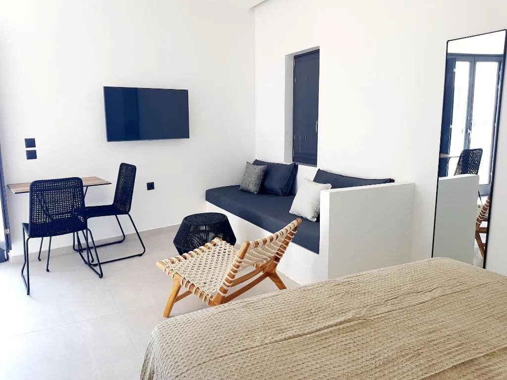 Room, MyLithos Suites, Santorini
