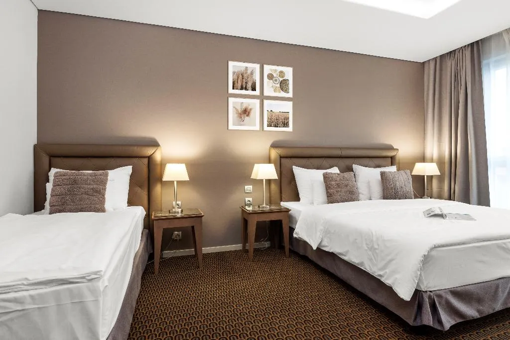 TRIPLE STANDARD Room, Hotel Royal Prague, Prague