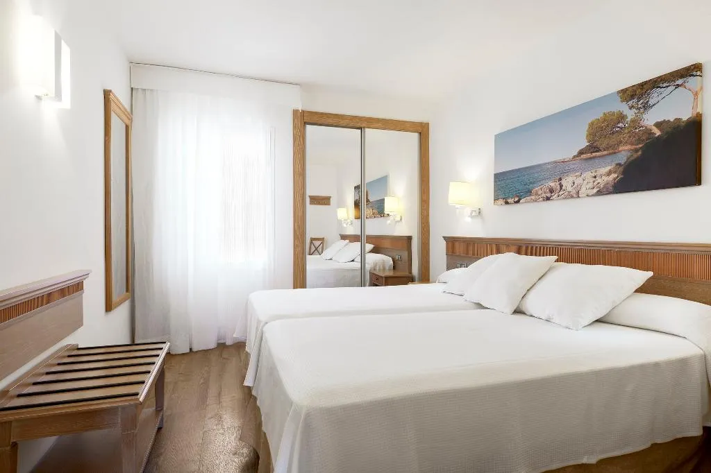 Room, Iberostar Waves Club Cala Barca, Majorca