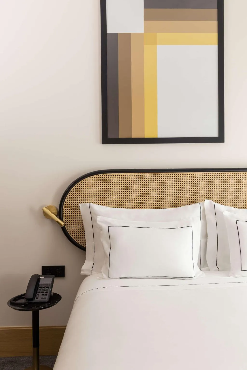 Room GUEST ROOM QUEEN BED Room, Arts Hotel Porto, Tapestry Collection By Hilton, Porto