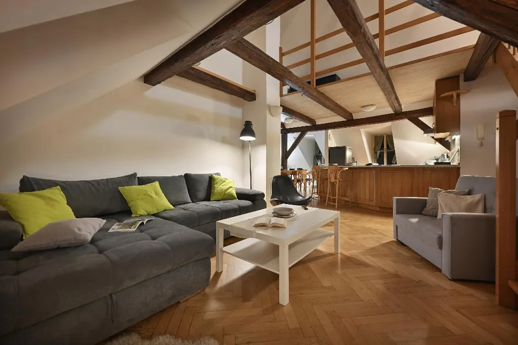 APARTMENT CAPACITY 8 THREE BEDROOMS Room, Boutique Apartments White Swan, Prague