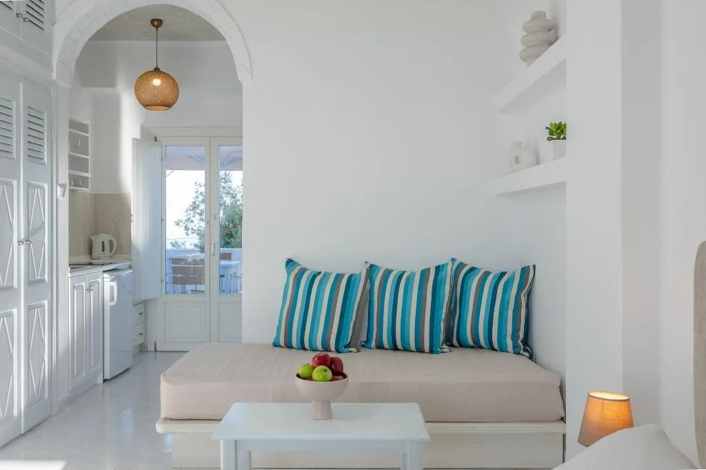 Room, Nevma Suites, Santorini