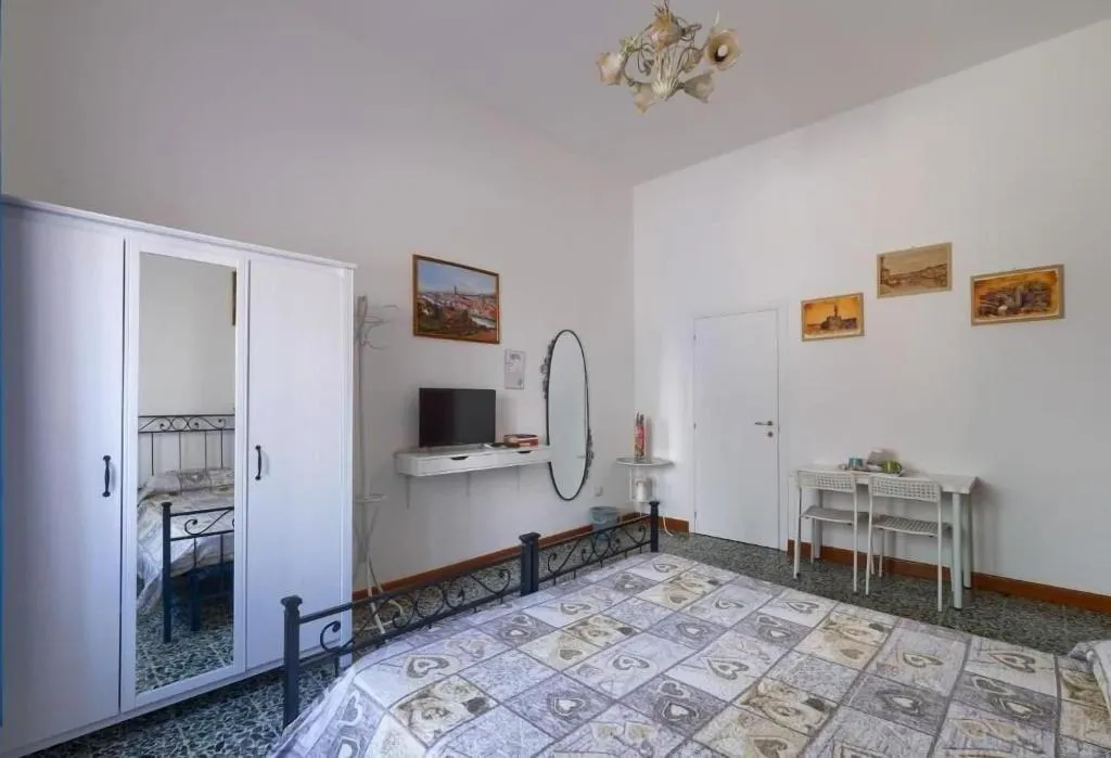 Room, Dimora Del Magnifico, Florence