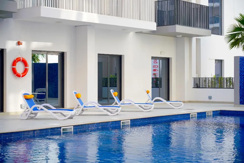 Pool, You&Co Dubai, Dubai