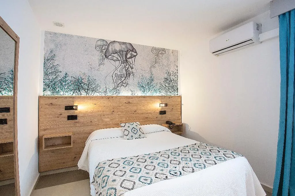 SINGLE STANDARD Room, Playa Sol, Majorca