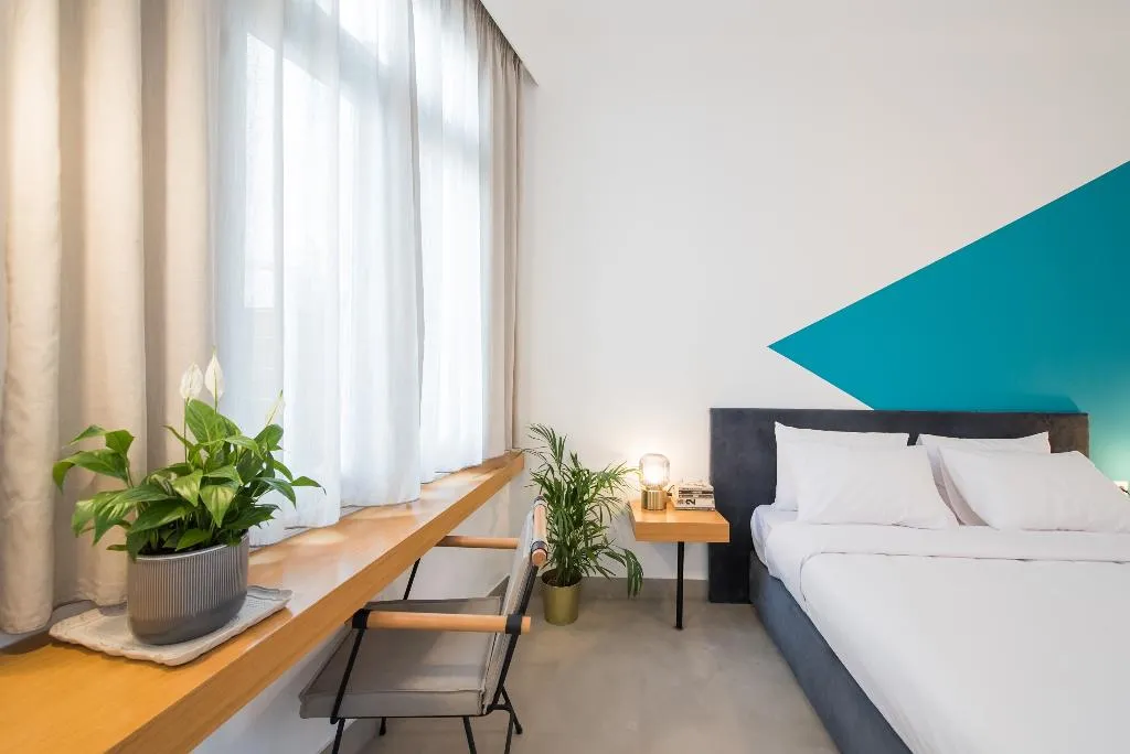 Double or Twin STANDARD Room, MONK Monastiraki Suites, Athens