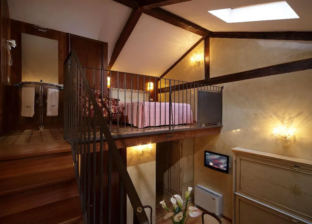 Room, Hotel Bisanzio, Venice