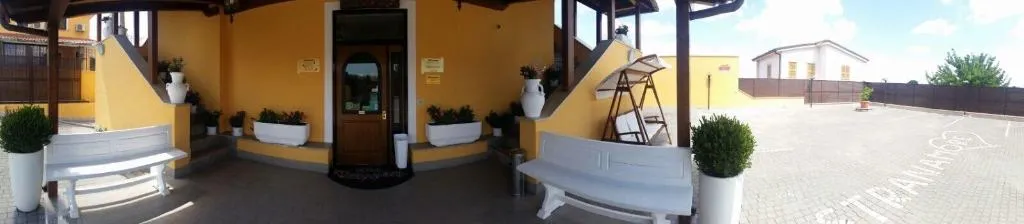 Terrace, Stranamore, Rome