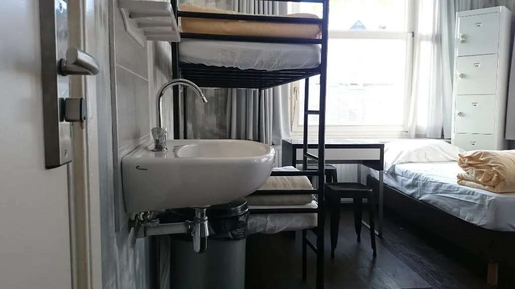 Room, Amigo Budget Hostel, Amsterdam