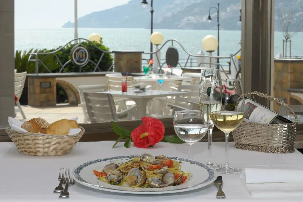 Restaurant, Pietra Di Luna, Naples