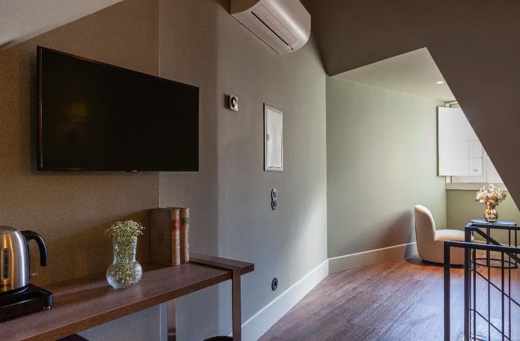 DOUBLE DUPLEX Room, Timbre Virtudes, Porto