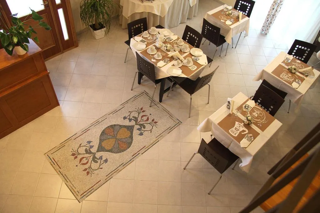 Restaurant, Villa Julia, Naples