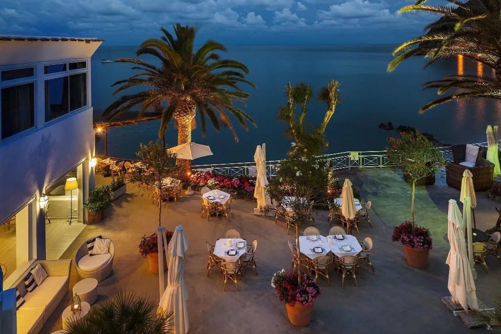Restaurant, Apollon Club, Naples