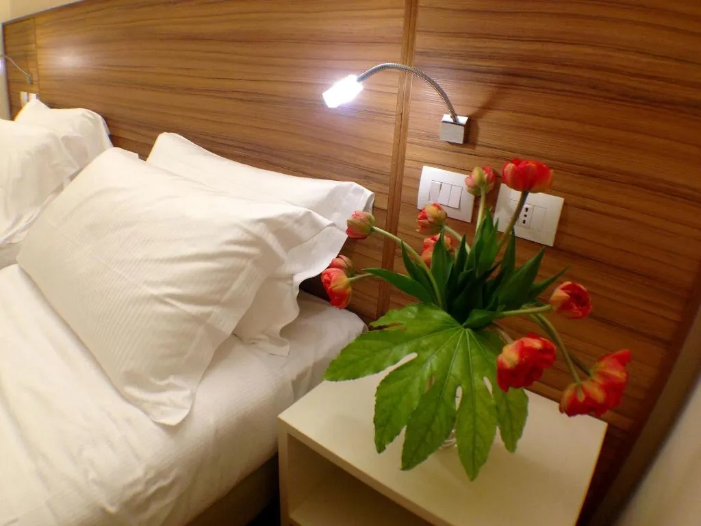 Room, Hotel Forum, Milan