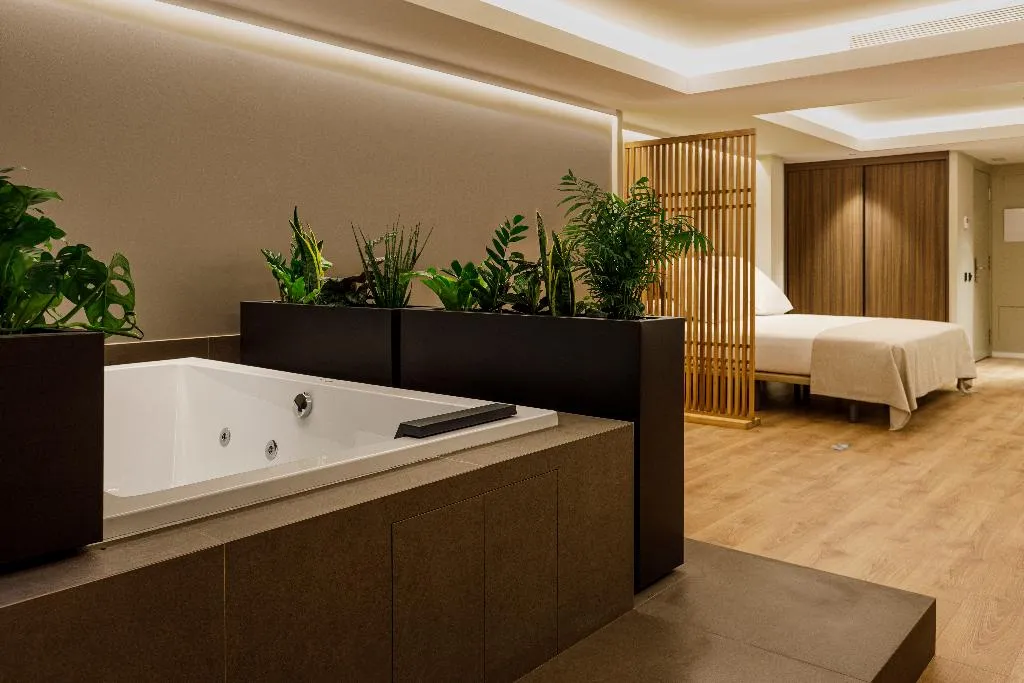 Room WITH JACUZZI Room, Aparthotel Mariano Cubi, Barcelona