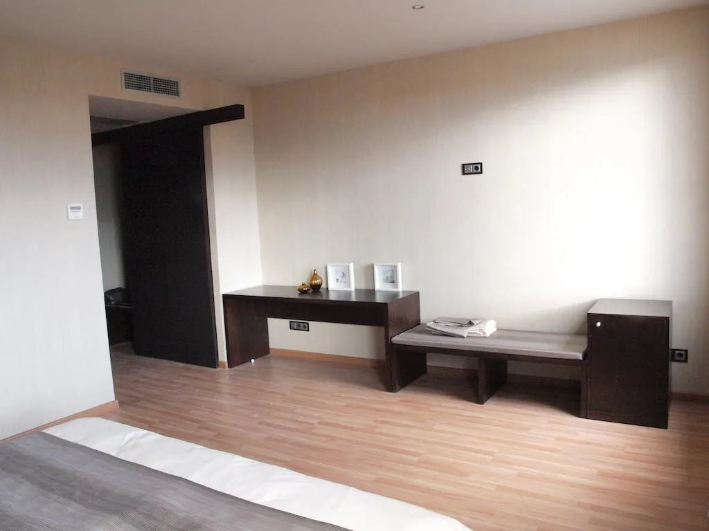 Room, Dinastia Hotel, Madrid