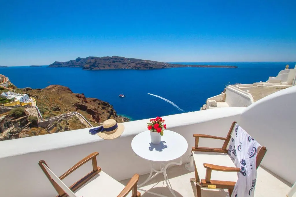 CAVE SEA VIEW HONEYMOON Room, Oia Mare Villas, Santorini
