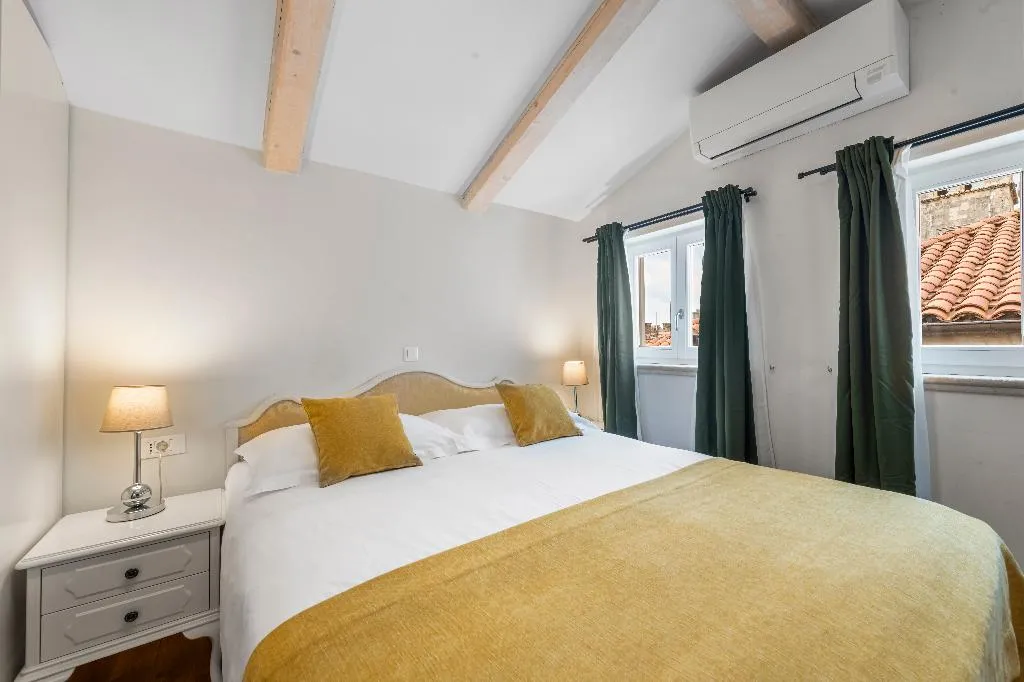 STUDIO CAPACITY 2 Room, Palmotta Palace, Dubrovnik