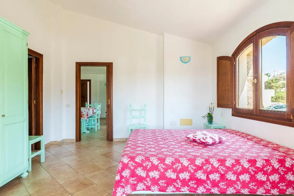 APARTMENT CAPACITY 4 Room, Residence Baia Santa Reparata, Olbia