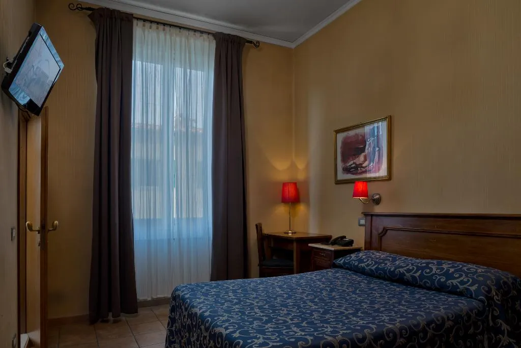 Double or Twin STANDARD Room, Kursaal and Ausonia Hotel, Florence