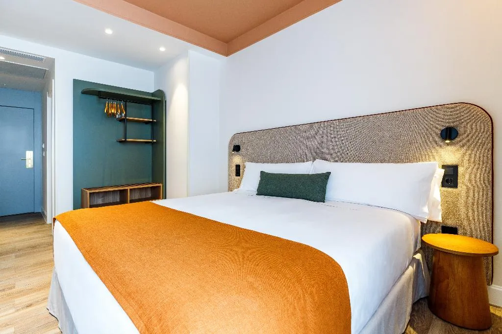 DOUBLE SINGLE USE CITY VIEW Room, Petit Palace Puerta del Sol, Madrid