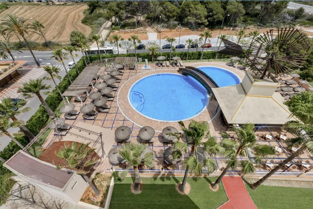 Pool, THB El Cid, Majorca