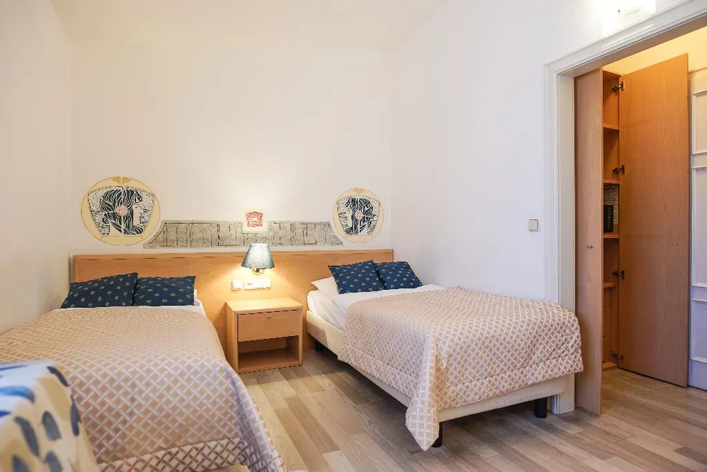 SINGLE STANDARD Room, Hotel Tivoli Prague, Prague