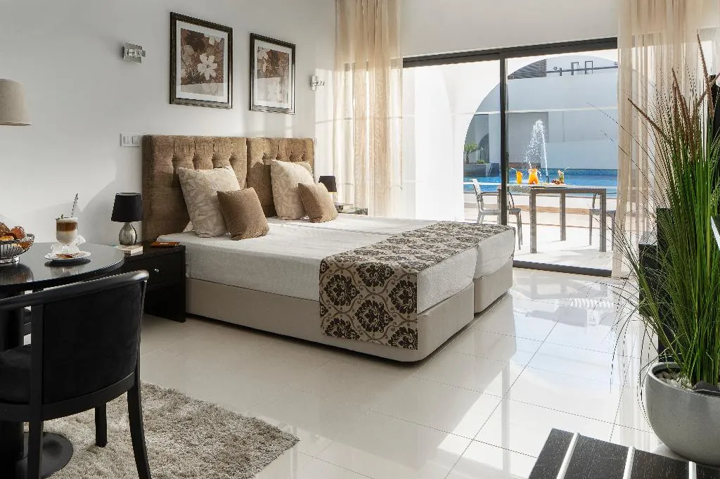 STUDIO POOL VIEW Room, Belmar Spa & Beach Resort, Algarve