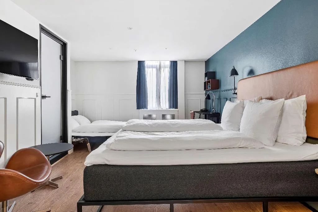 TRIPLE PREMIER Room, The Huxley Copenhagen, BW Premier Collection, Copenhagen
