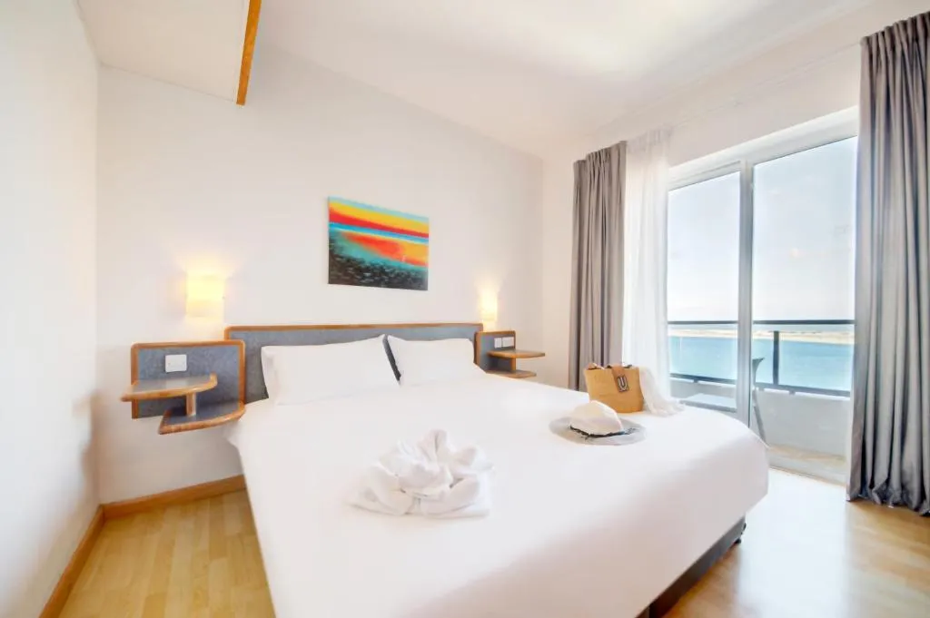 Room, AX Sunny Coast, Malta
