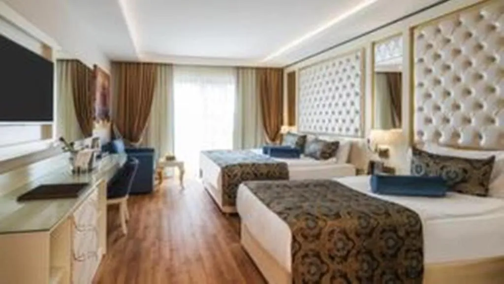 Room, Haydarpasha Palace, Antalya