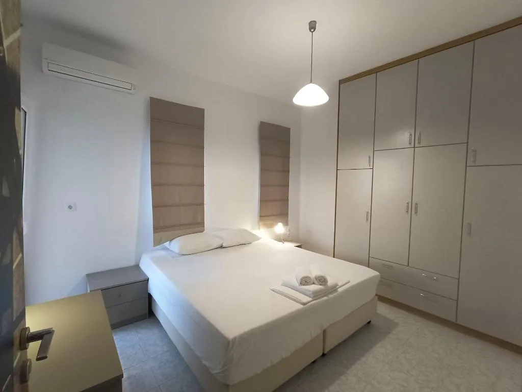Room, Albatross Apartments, Crete