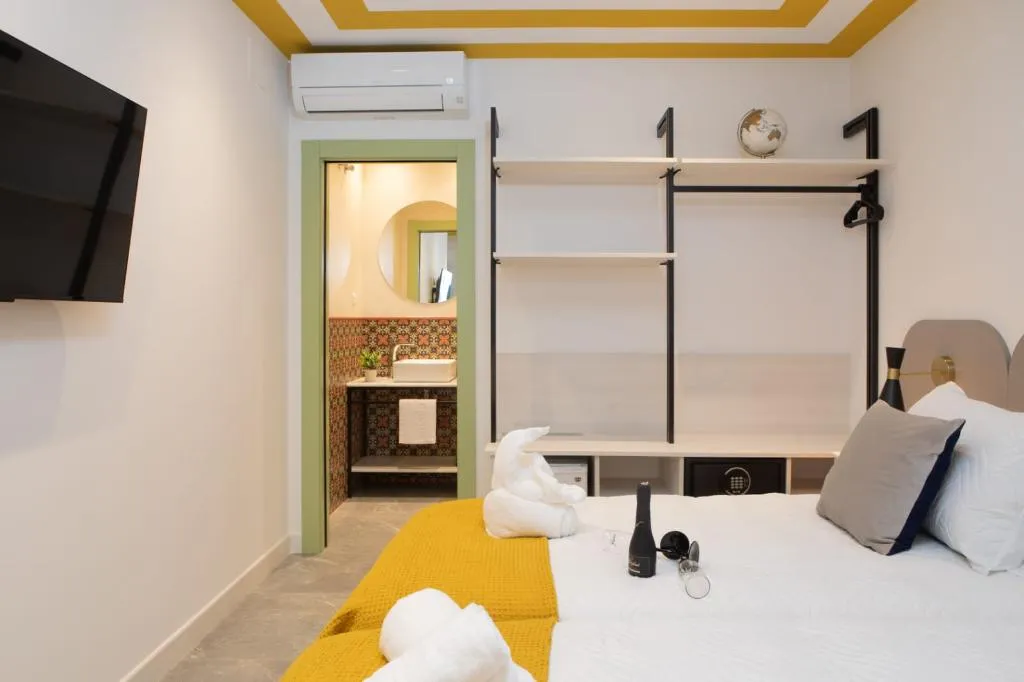 Double or Twin PREMIUM Room, Boutique Rooms Playa Burriana, Costa Del Sol