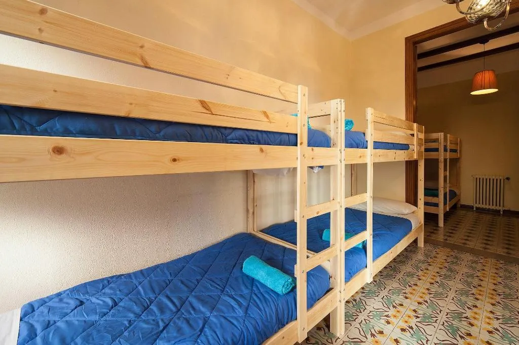 Room, Hostel Bed In Girona, Costa Brava