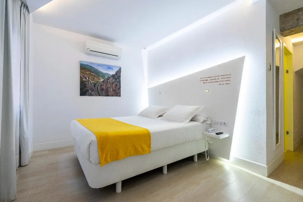 DOUBLE SUPERIOR Room, Atarazanas Malaga Boutique Hotel, Costa Del Sol
