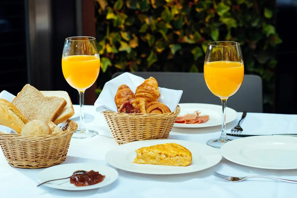 Restaurant, Mirador de Chamartin, Madrid