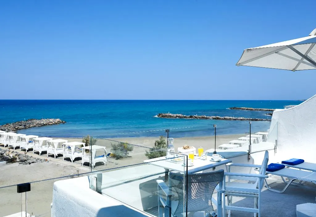 SUITE SEA FRONT Room, Knossos Beach Bungalows & Suites, Crete
