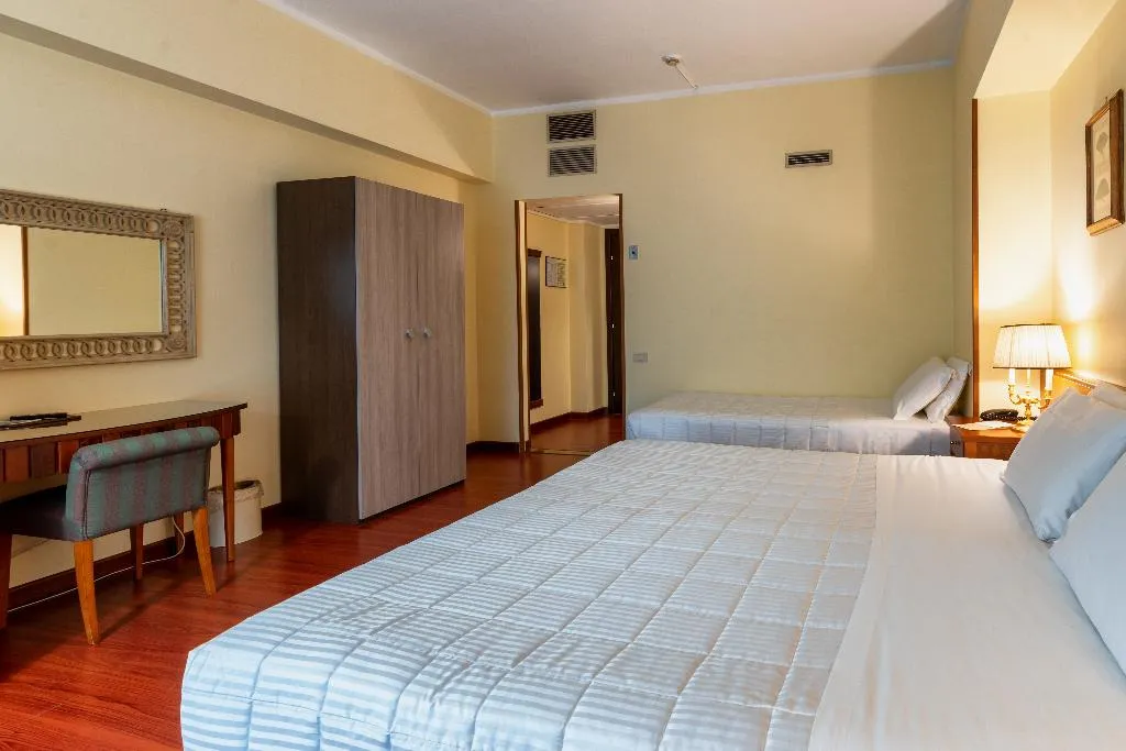 TRIPLE STANDARD Room, Royal Palace, Catania