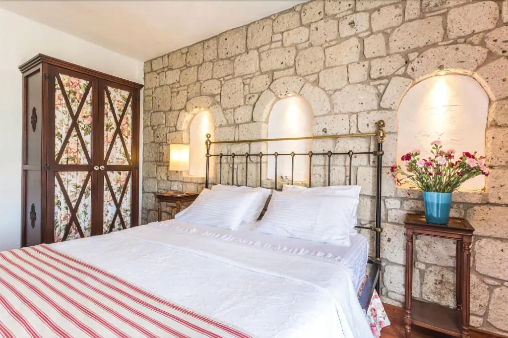 Room, Asma Han Hotel, Izmir