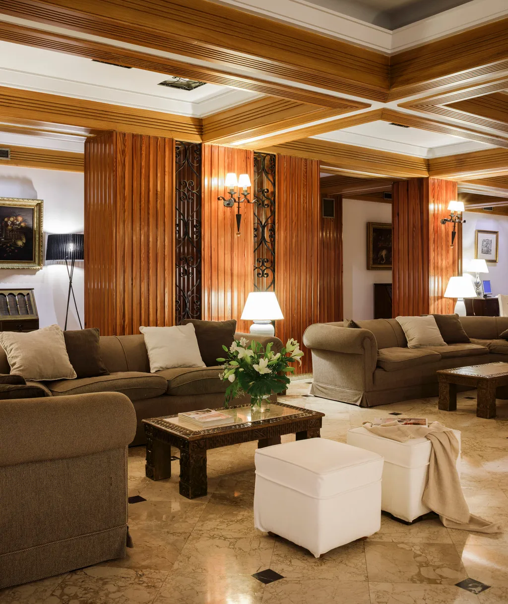 Lobby, Fernando III, Seville