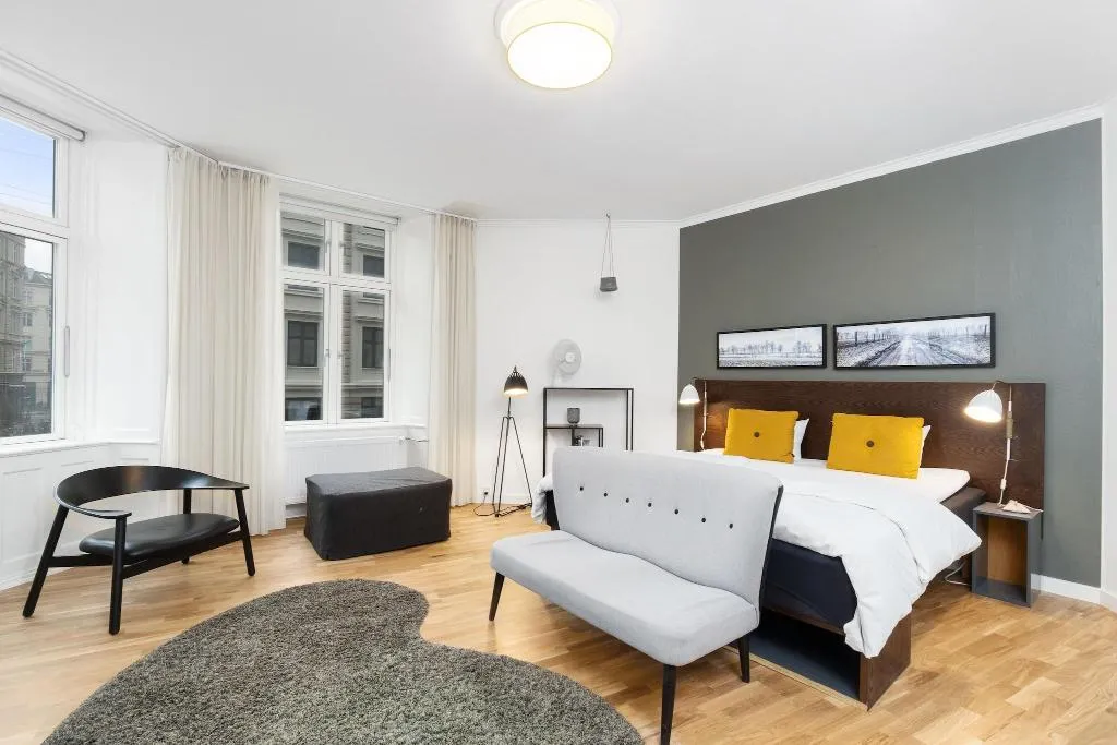 Double or Twin KING SIZE BED Room, Ibsens, Copenhagen