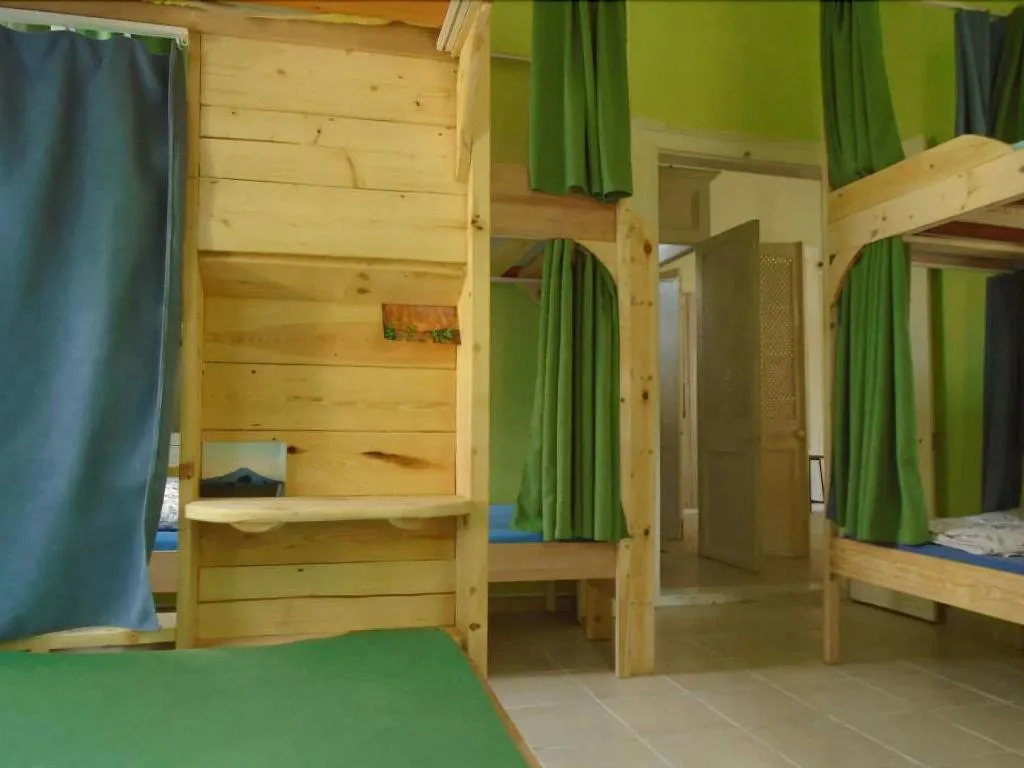 Room, Lotus Garden Hostel, Izmir