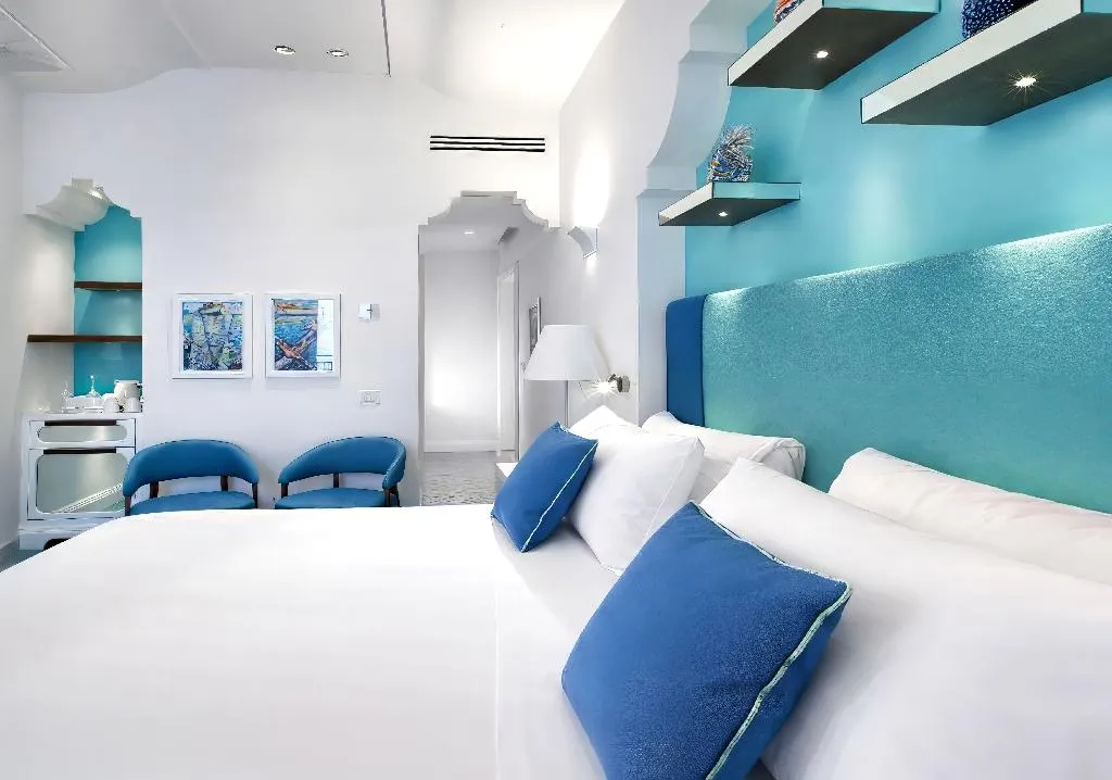 DOUBLE SIDE SEA VIEW Room, Grand Hotel Europa Palace, Naples