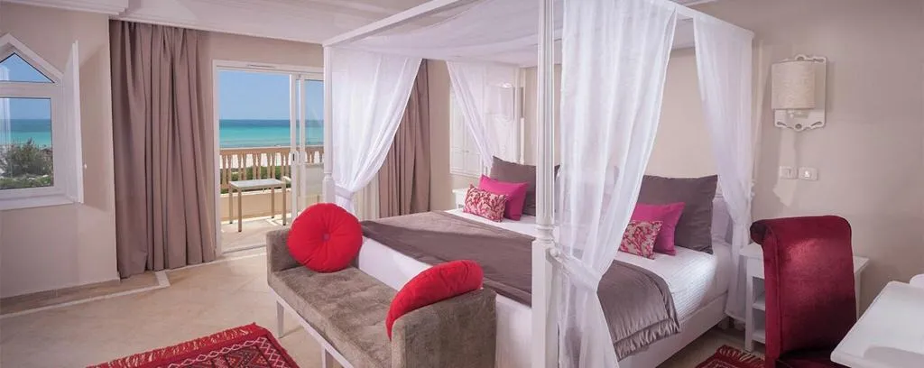 JUNIOR SUITE QUEEN SIZE BED Room, TUI BLUE Palm Beach Palace, Tunisia