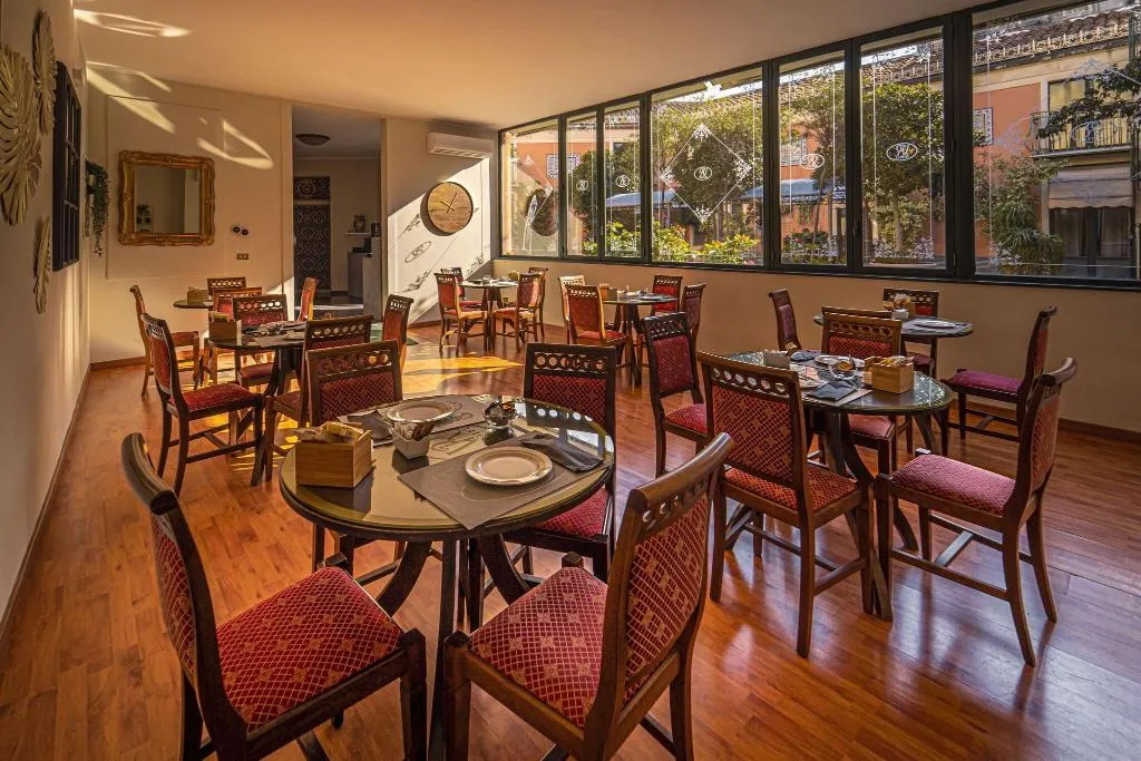 Restaurant, Villa Romeo (Catania), Catania