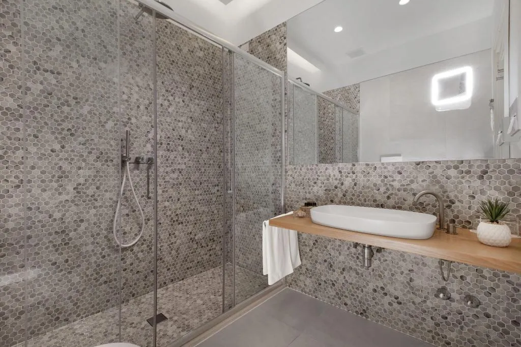 DOUBLE DELUXE WITH JACUZZI Room, Relais Villa Savarese, Naples